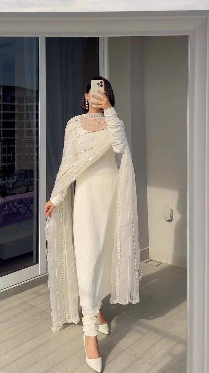 Sabnam24's tweet photo. क्या आपके घरवाले भी परेशान है 
के ...?
आप रिश्तेदारो को कॉल नहीं करते ??

#कॉल https://t.co/ZtH3W6GnLa