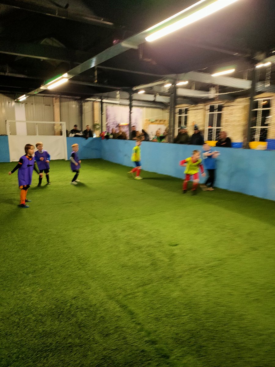 tagsprogramme's tweet photo. Monday Indoor 3 v 3 #Football League back in action tonight!
Boys teams from #Todmorden &amp; #HebdenBridge take on @bcafc_women Development Centre Girls in round 5 of fixtures 
#Calderdale https://t.co/cKW9We0zl4
