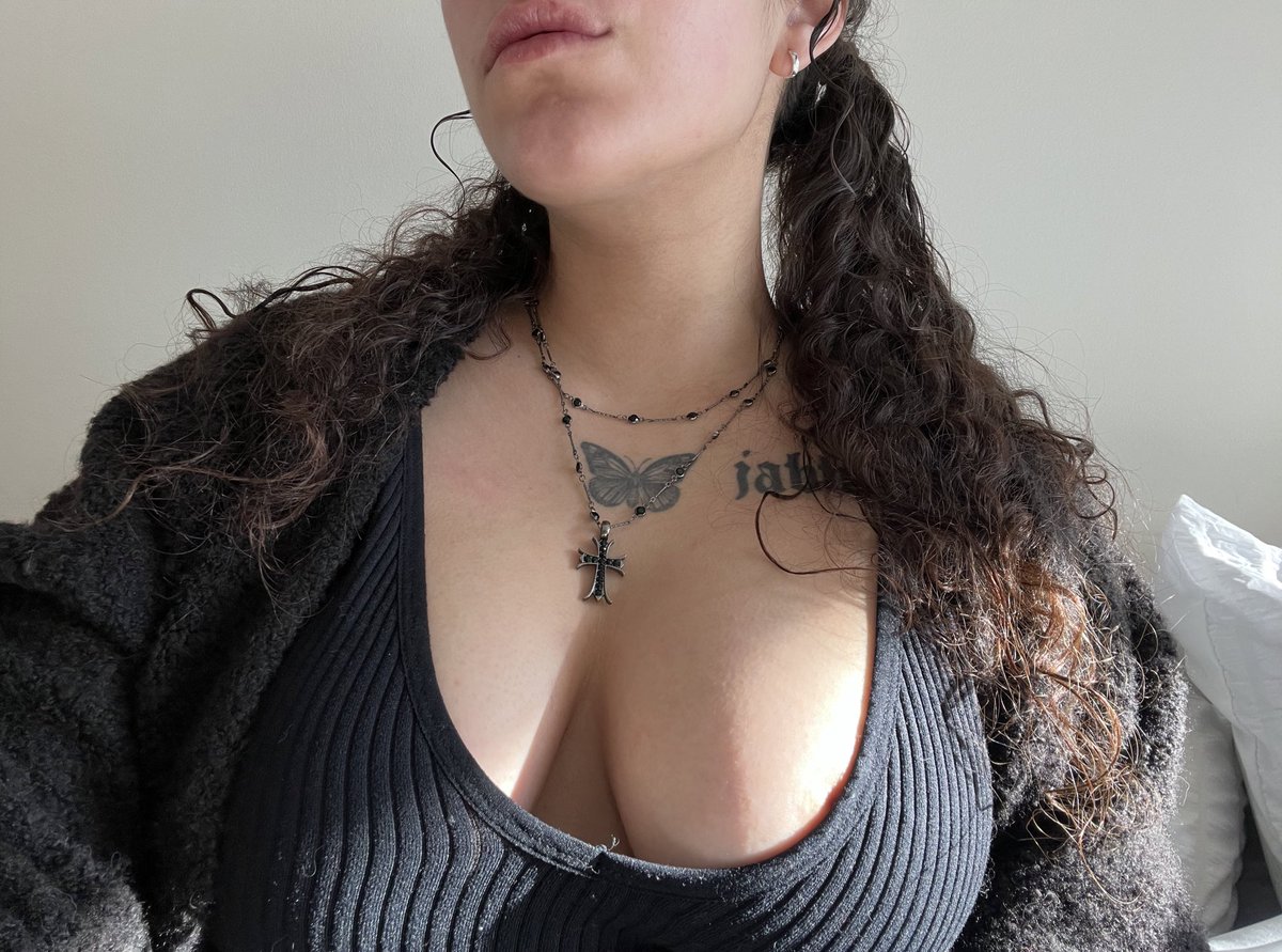 ℕ𝕒𝕠𝕞𝕚 💢 BDAY APRIL 24 tweet media