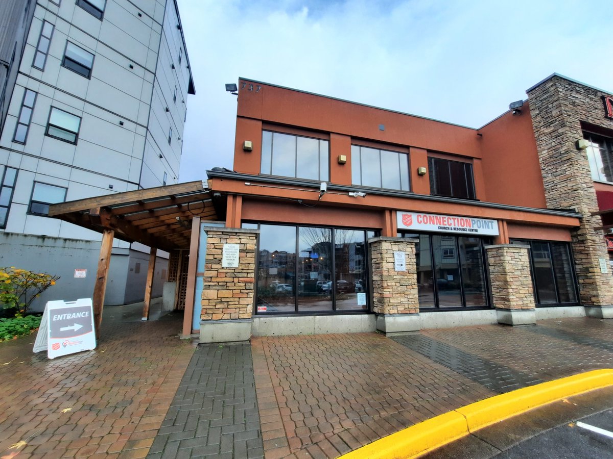 EpLangford's tweet photo. The Connection Point Church &amp; Resource Centre will be open from 9:30-3:30 today - Monday January 15th.    

Stop by to warm up - hot food and drinks will be available too. https://t.co/ssO8Hzt184