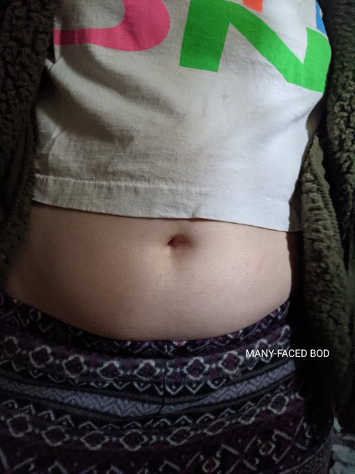 Good morning! https://t.co/JVlNpKuw0q<a href="/tag/redhead"class="tags"><span>#redhead</span></a><a href="/tag/belly"class="tags"><span>#belly</span></a>