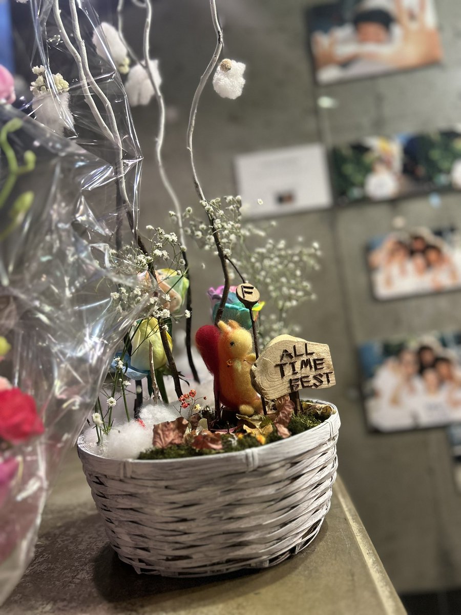 pe0920aya's tweet photo. この空間に愛がたくさん詰まってる。
#FALLTIMEBEST https://t.co/AcBRgsrxTU