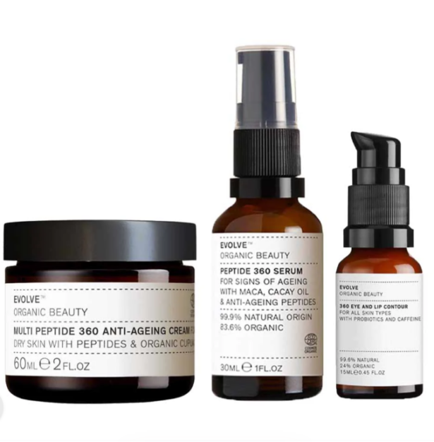 INTOUCH_RUGBY's tweet photo. EVOLVE BEAUTY – 360 SMART AGEING BUNDLE – give gift of flaweless skin 4 ur Valentine this Feb ❤️  “this is a a fantastic bundle! It works! Fine lines more glowy skin &amp; more" Anne the InTouch Beauty &amp; Skin Editor… on assigment! ! #evolvebeauty #smartageing #ad #valentinesdaygift https://t.co/x8Q3P8JXX5