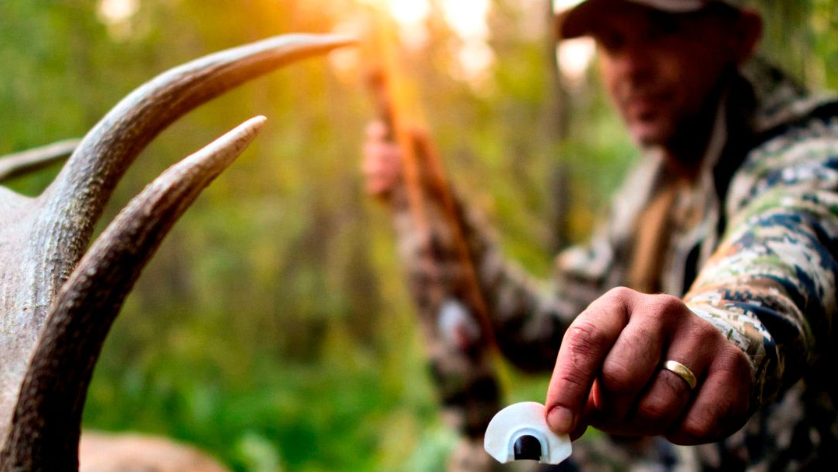 RMEF's tweet image. Wondering what call to use this elk season? Learn from @Outdoor_class professional hunter, Corey Jacobsen, to select the best calls for your palate and style of hunting--&amp;gt; linktr.ee/outdoorclassof… 
#outdoorclass #elk #elkhunting #elkcalling #huntingprep #rmef