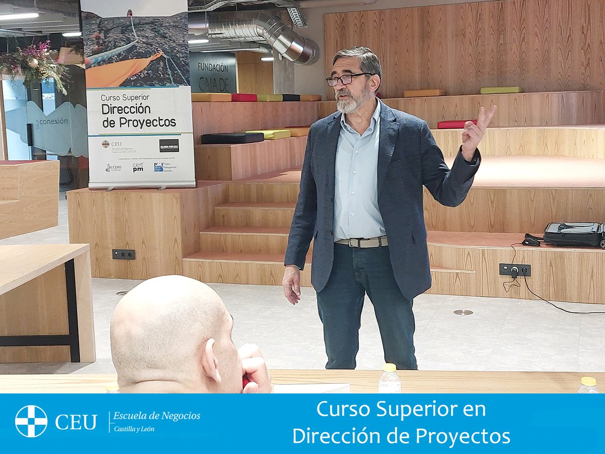 CEUCYL's tweet photo. Después de las vacaciones de Navidad, retomamos las sesiones del Curso Superior en #Dirección de #Proyectos en #Burgos (6ª ed.). 
Este fin de semana hemos contado con @abucero, quien nos ha hablado sobre la "Integración de los proyectos en la Organización".
#dirprocyl #pmo https://t.co/Vk8eik3qTr