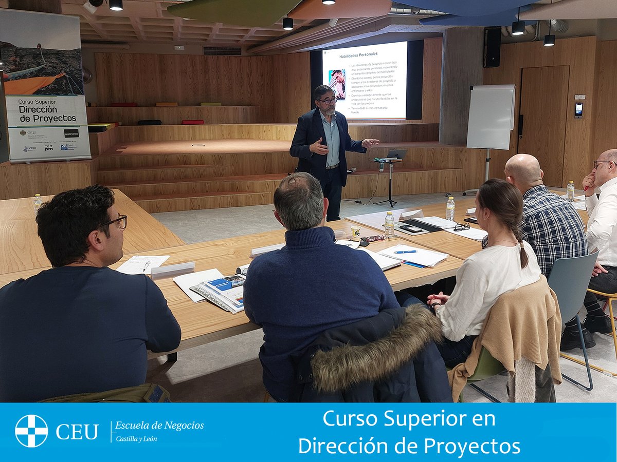 CEUCYL's tweet photo. Después de las vacaciones de Navidad, retomamos las sesiones del Curso Superior en #Dirección de #Proyectos en #Burgos (6ª ed.). 
Este fin de semana hemos contado con @abucero, quien nos ha hablado sobre la "Integración de los proyectos en la Organización".
#dirprocyl #pmo https://t.co/Vk8eik3qTr