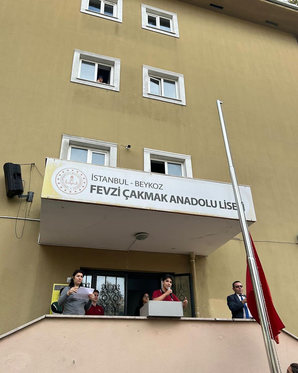 BeykozFCAL's tweet photo. 1-OKULUMUZDAKİ SEÇİM FAALİYETLERİ @TC_istanbul @MEMBeykoz https://t.co/SY3zOhbKtj