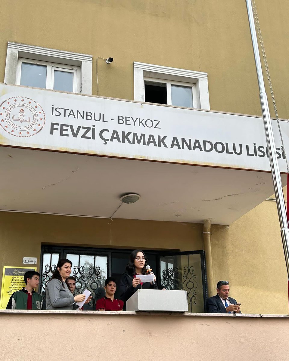 BeykozFCAL's tweet photo. 1-OKULUMUZDAKİ SEÇİM FAALİYETLERİ @TC_istanbul @MEMBeykoz https://t.co/SY3zOhbKtj