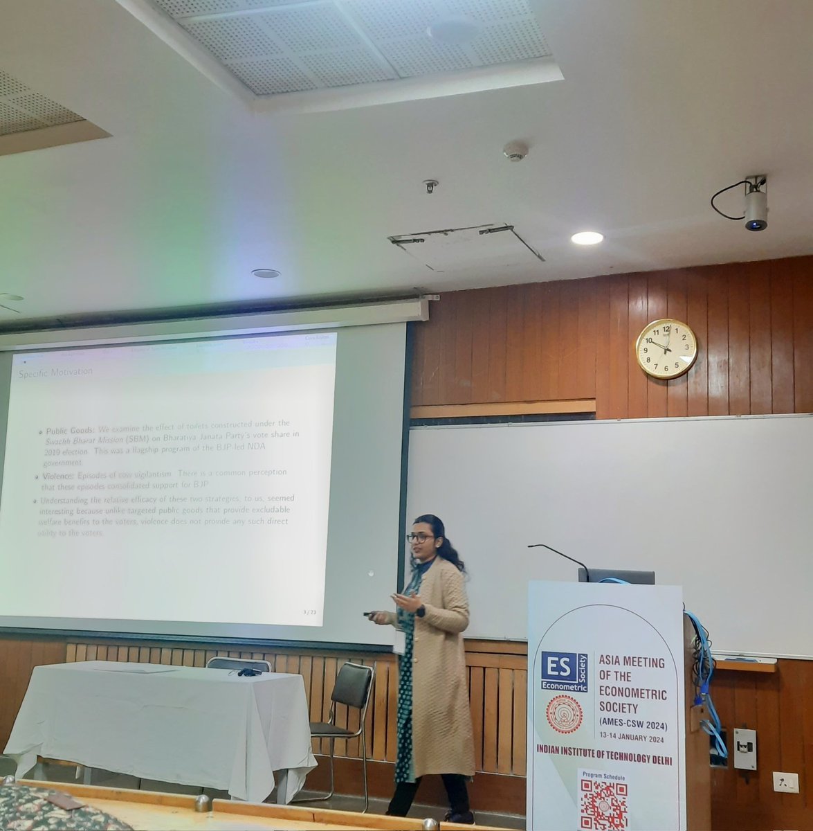 shinali_tsee's tweet photo. Presented our paper at the 2024 Asia Meeting of the Econometric Society (#AMES2024) held at @iitdelhi on one of the coldest days of the year in an early morning session! #EconTwitter @econ_iitd https://t.co/vaaemOlrSI