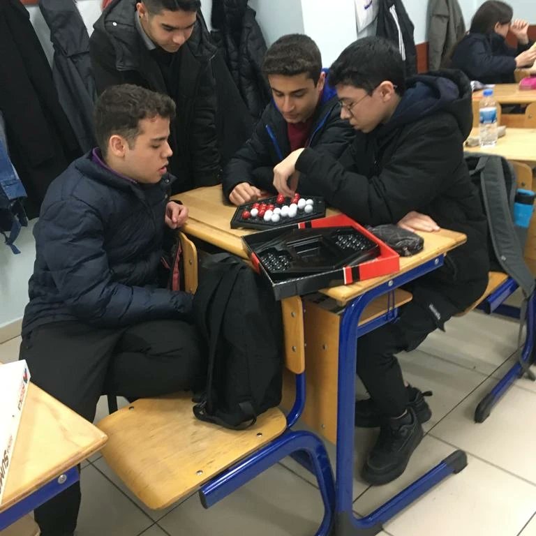 GAZIANTEPVETAL's tweet photo. Okulumjzda 1 Dönem Son Haftanın ilk günü yapılan bazı  etkinlikler. @erefSaraltun2 https://t.co/1Z3BdL0DfW