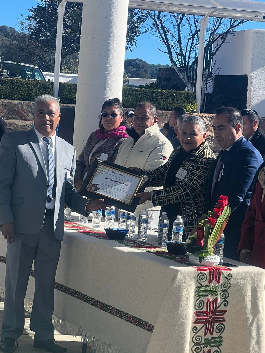 Subdirección Regional de E. Básica Valle de Bravo tweet media