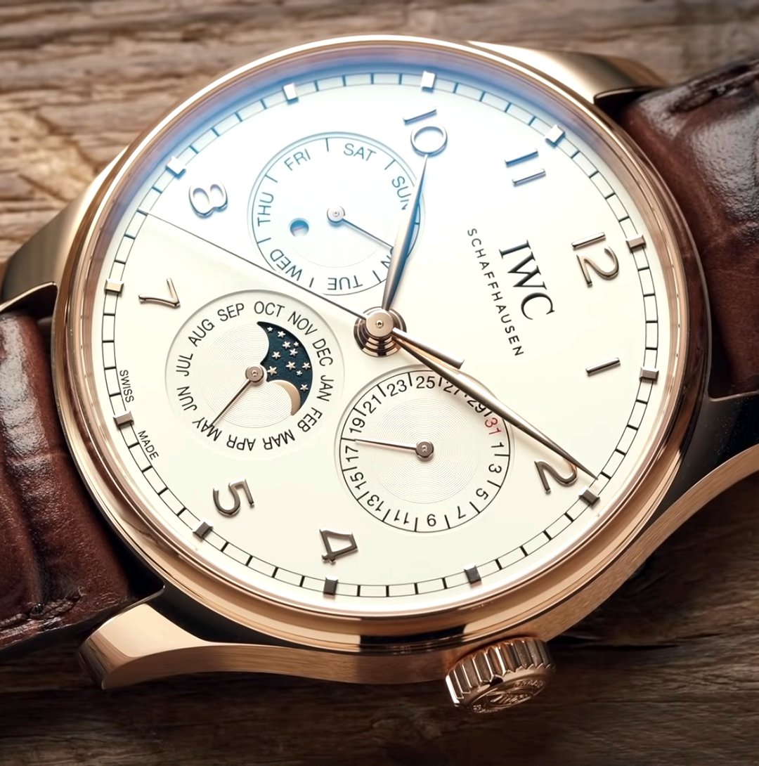 Watchfinder & Co. tweet media