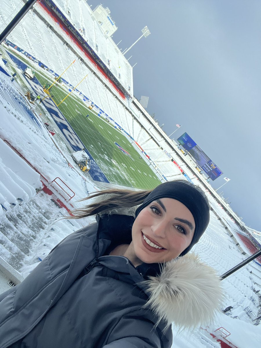 Emily Giangreco tweet media