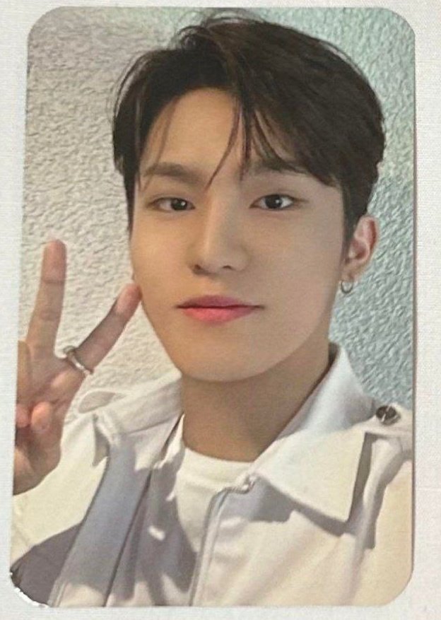 210499__'s tweet photo. Wtb‼️

Wtb jeongwoo flawless paskib, jeongwoo tuspi Union.
Ready mana aja boleh. 

Aaa mau jeongwoo flawless sama Union aaa ╥﹏╥ https://t.co/qqIoStwzno