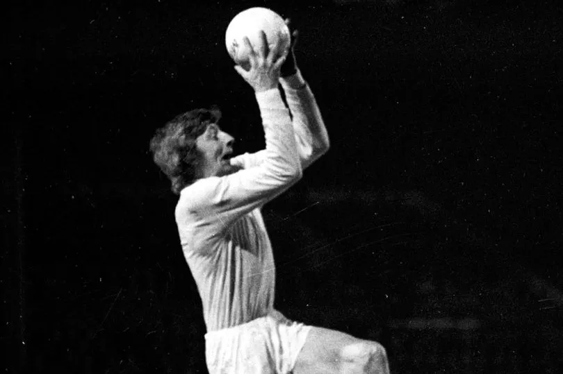 Football_Scot's tweet photo. Former Celtic and St Mirren goalkeeper Denis Connaghan has passed away at the age of 79.

RIP 🙏💚🖤

📎 https://t.co/oWYxelhABQ https://t.co/B5SCh1jkva