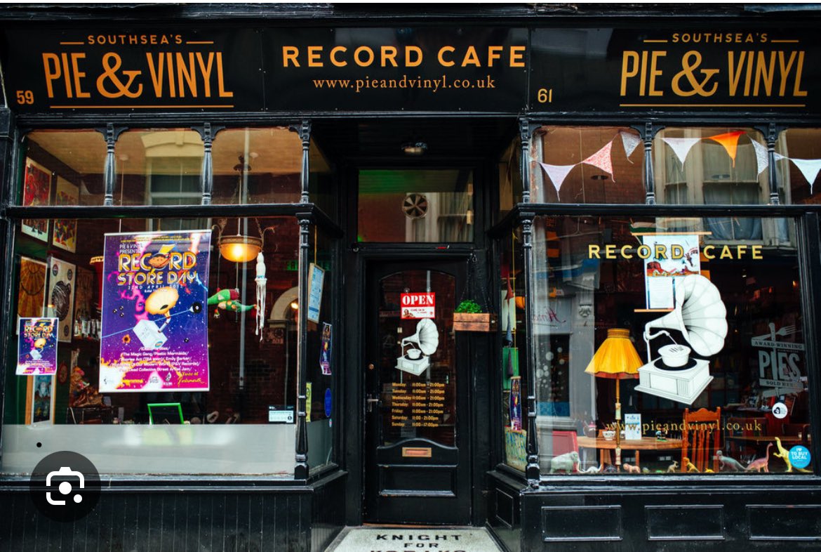 <a href="/Baddiel/">David Baddiel</a> You need to pop down Southsea.