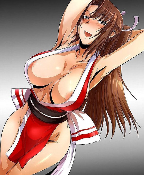 #あなたのデカパイ作品を見せてください 
実際の設定ではそうでも無いのに、ほとんどの人にホルスタイン級のデカパイだと思われてる不知火舞さん🥰 