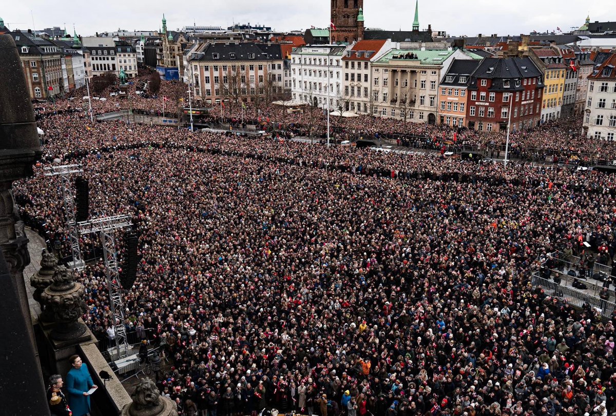 Please join us in welcoming our new King &amp; Queen – Their Majesties, King Frederik X &amp; Queen Mary 👑

As we welcome the new King &amp; Queen, we thank HM Queen Margrethe II for 52 years of dedicated duty &amp; service to Denmark, the Danish Realm &amp; 🇩🇰 people.

Thank you, Your Majesty 🙏