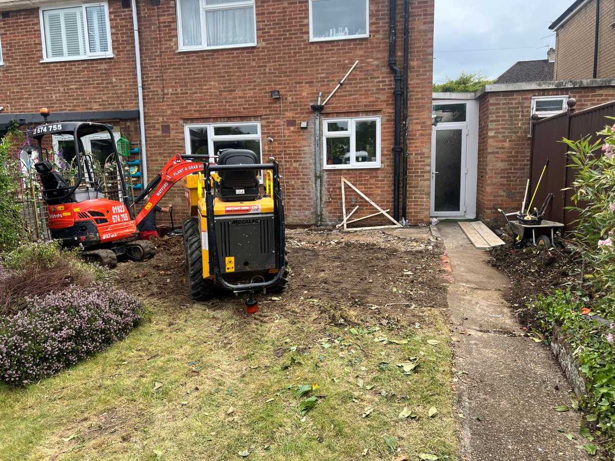 MasterTradesmen's tweet photo. A recent single storey rear extension carried out by one of our members in Buckinghamshire. https://t.co/fXtvwtnQ1E