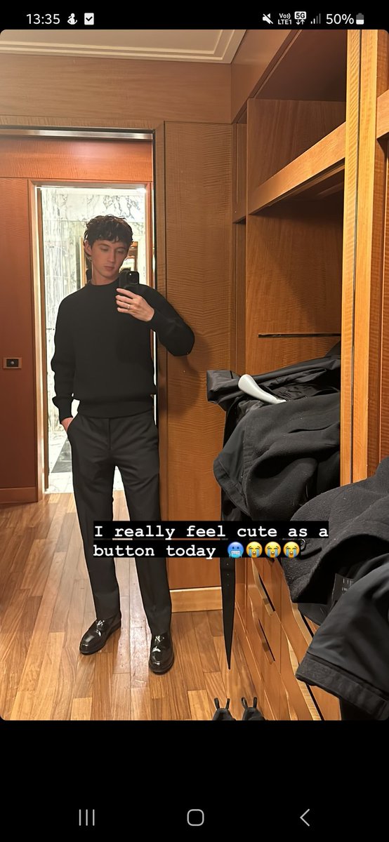 breeanelee's tweet photo. saw @troyesivan's ig story and immediately thought of this https://t.co/JqovKFYwtG