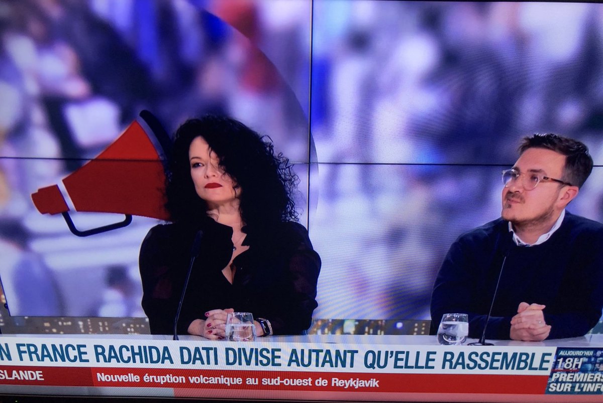 TonPereLaTurlut's tweet image. C’est parti ! @S_Bellens fait ses débuts de chroniqueuse politique en ce moment sur #LN24. Félicitations à Julien Bal pour ce recrutement. Nous voulons plus de femmes talentueuses à la télévision, @Chrom_MOSS, @jmgheraille.