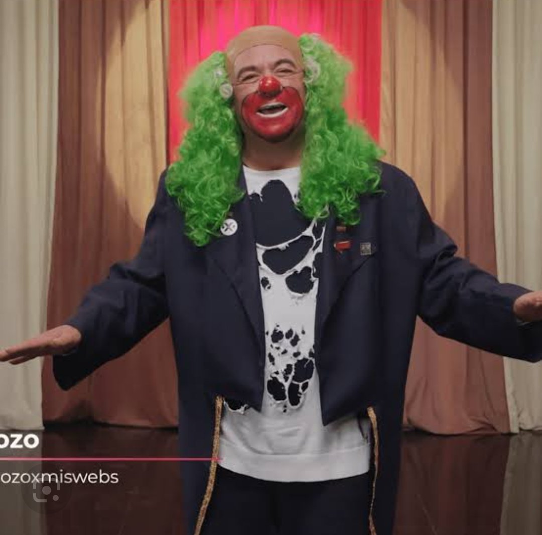 rthur013's tweet photo. De un lado te vemos a un ser miserable que no deja de mentir cada que sale a foco, un payaso con toda la extensión de la palabra que hace el ridículo cada vez que abre la boca
De otro lado tenemos al buen Brozo tirando una cuantas verdades https://t.co/HuJGcPlFEN