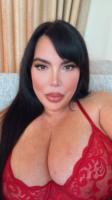 Good morning my loves . ❤️😘💕 https://t.co/MCc1Mm2OtP