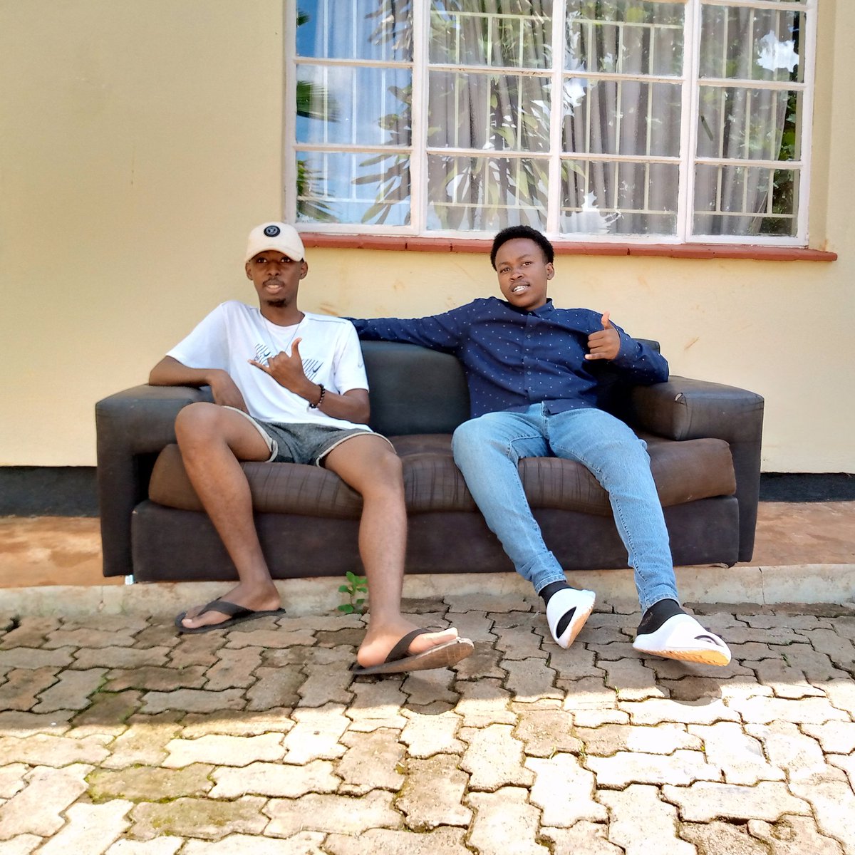 ATFP_MW's tweet photo. Snaps from today's recording. Video dropping tomorrow at 8:30pm instead of today due to finishing the recording late. Get your bundles ready cause this one will be a banger🔥🙌🏽.
#episode17 #malawians
#newsupdate #Blantyre
#explorepage #AFCON2023
#allthingsfootball https://t.co/dwP7p3ubrk