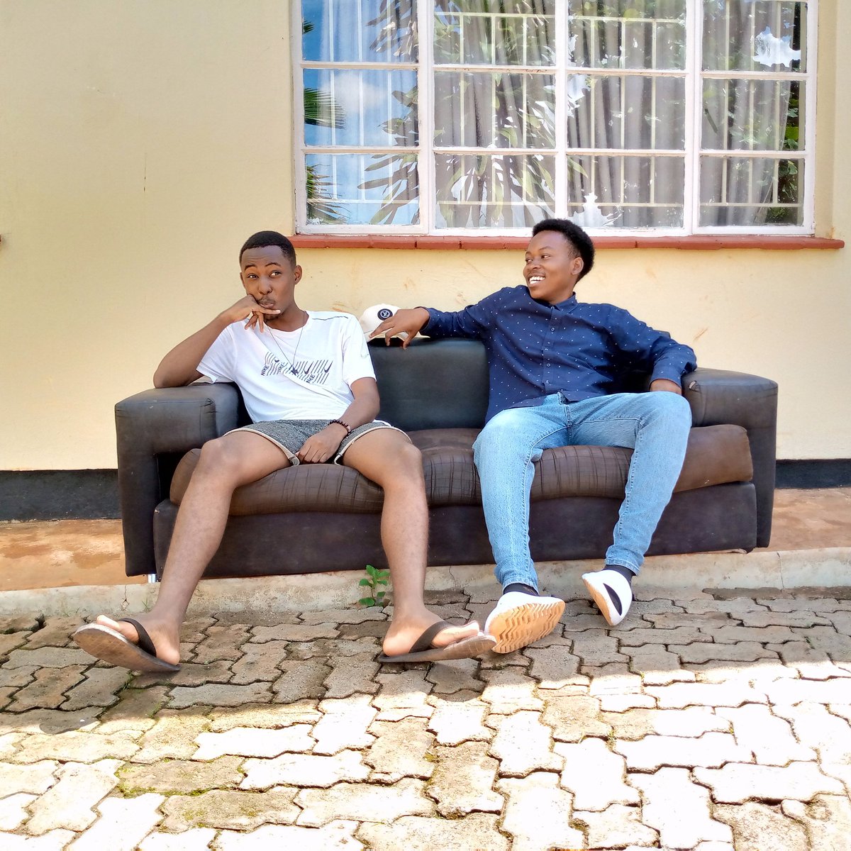 ATFP_MW's tweet photo. Snaps from today's recording. Video dropping tomorrow at 8:30pm instead of today due to finishing the recording late. Get your bundles ready cause this one will be a banger🔥🙌🏽.
#episode17 #malawians
#newsupdate #Blantyre
#explorepage #AFCON2023
#allthingsfootball https://t.co/dwP7p3ubrk