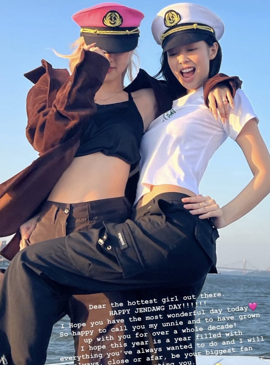 Pastttaaaa's tweet photo. both jisoo and rosé ensuring Jennie that they will always be by her side in their bday message this year is making my cry like this isn’t a friendship, this a sisterhood. They know she started a new journey and are letting her know that they will always be there for her😭 https://t.co/9PtHI4ZCLC
