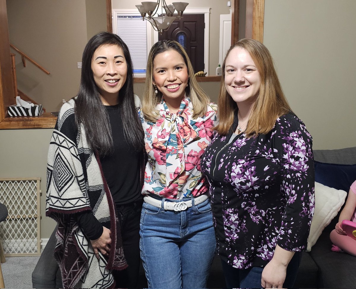 From CityNews 660 coworkers to CTV Calgary coworkers. Good to see you both, <a href="/ctv_michelle/">Michelle Yi</a> <a href="/KaylaBruch1/">Kayla Bruch</a> 🥂
