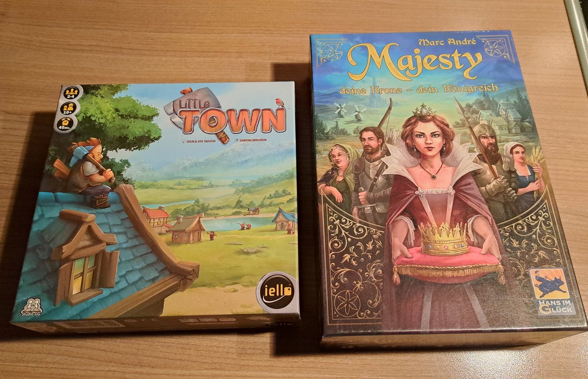 Sibi30015224's tweet photo. Da sind sie, die ersten Neuzugänge 2024. #LittleTown und #Majesty. Konnte bei den günstigen Angeboten einfach nicht "Nein" sagen. Beide wollte ich schon länger mal ausprobieren aber waren mir bisher zu teuer. Jetzt ein Schnapper gemacht. Little Town inkl. Erweiterung & Münzen. 😄 https://t.co/TmekK2jZAm