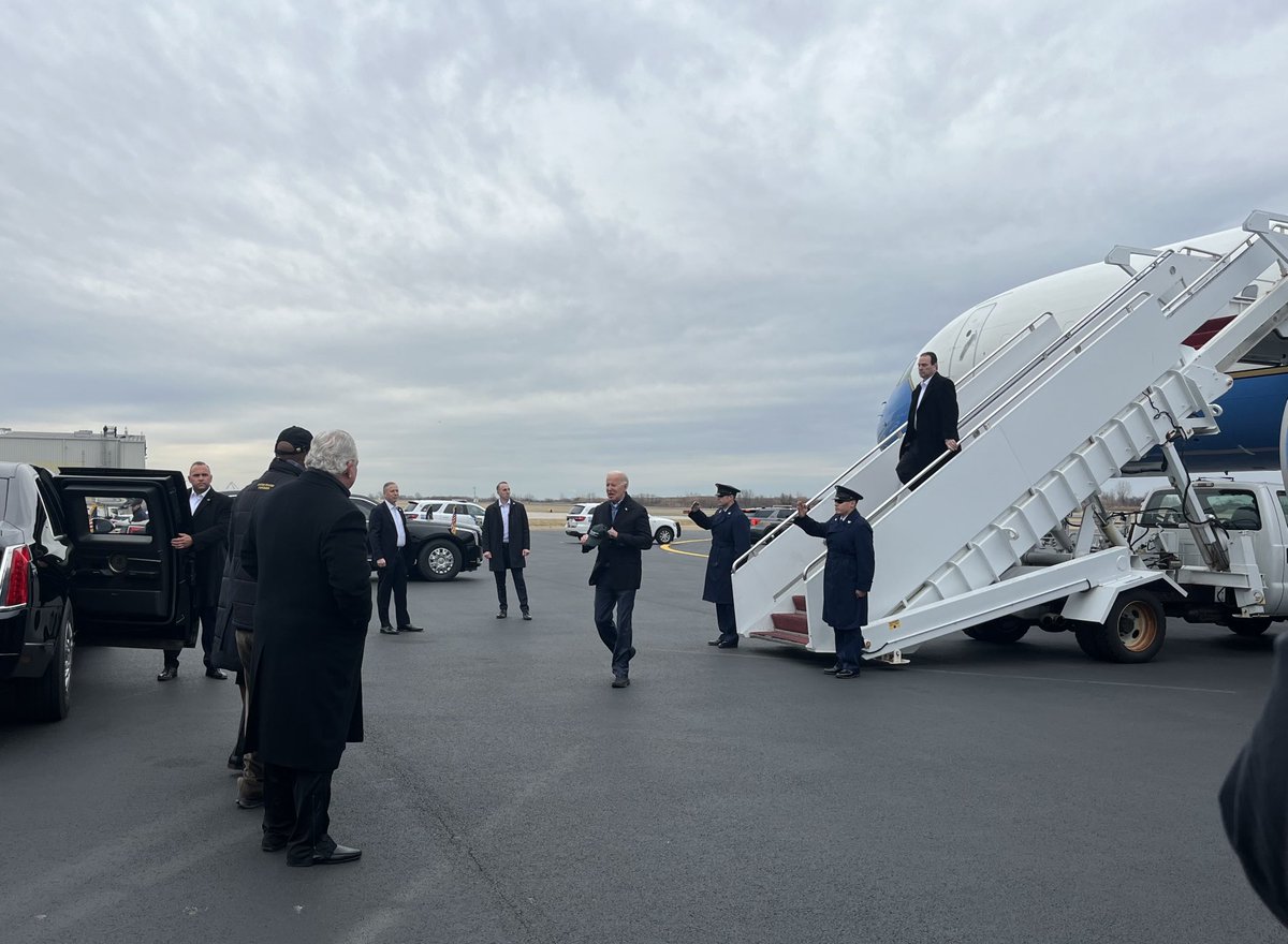 Biden arrived in Philadelphia and shows off his Philabundance hat (the hunger relief group where he will volunteer shortly)