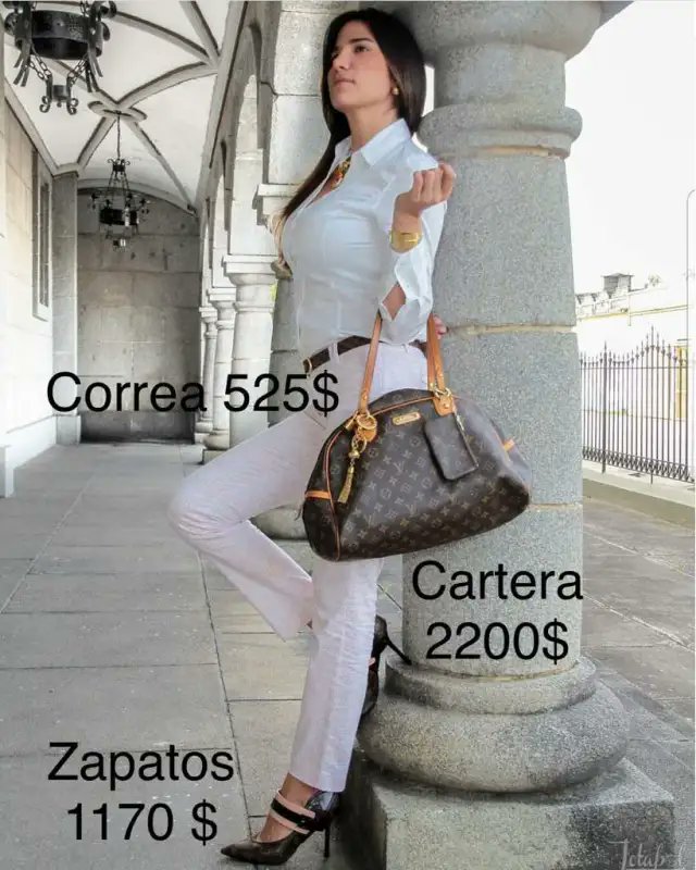 verdaddeeleazar's tweet photo. 🚨La hija de la ministra de Educación Yelitze Santaella les desea Feliz día a todos los maestros venezolanos. https://t.co/FZJLjRGEmD