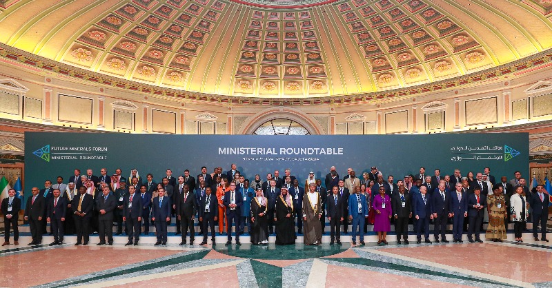 FutureMineral's tweet photo. Ministers and mining industry delegates pledged to create a joint global metals supply chain at the ministerial roundtable of the #FutureMineralsForum in Riyadh, Saudi Arabia, Jan. 9 — By @SPGCI 

More⬇️: