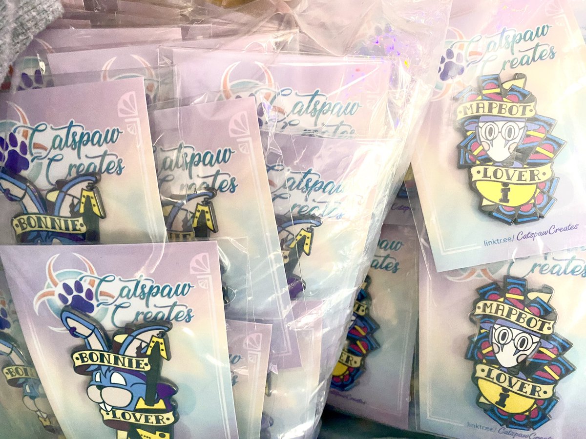 CatspawCreates's tweet photo. Time to grade some lovelies! Pre-orders will be shipped out tomorrow & then these will be up on my E|sy!
I still have plans to offer the other Glamrocks & DCAโs plus DJ. One-ish thing at a time. Carousel next
#fnafsb #bonnie #glamrockbonnie #mapbot #takeamap #securitybreach https://t.co/d7V2fvYXAa