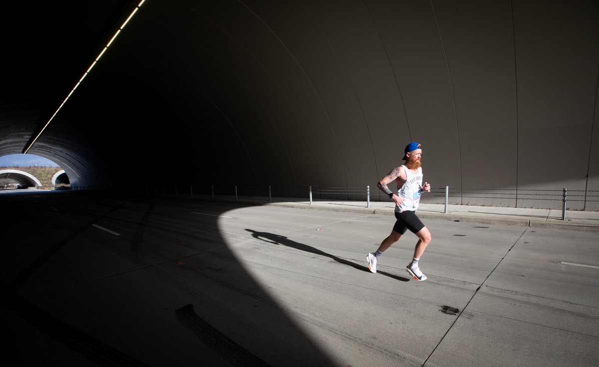 CodyJDuty's tweet photo. Congrats to all the runners in the
@ChevronHouston marathon! I love photographing runners in the tunnels. They look like a
@Nike ad! #marathon #houstonmarathon https://t.co/HKP4DqsApS