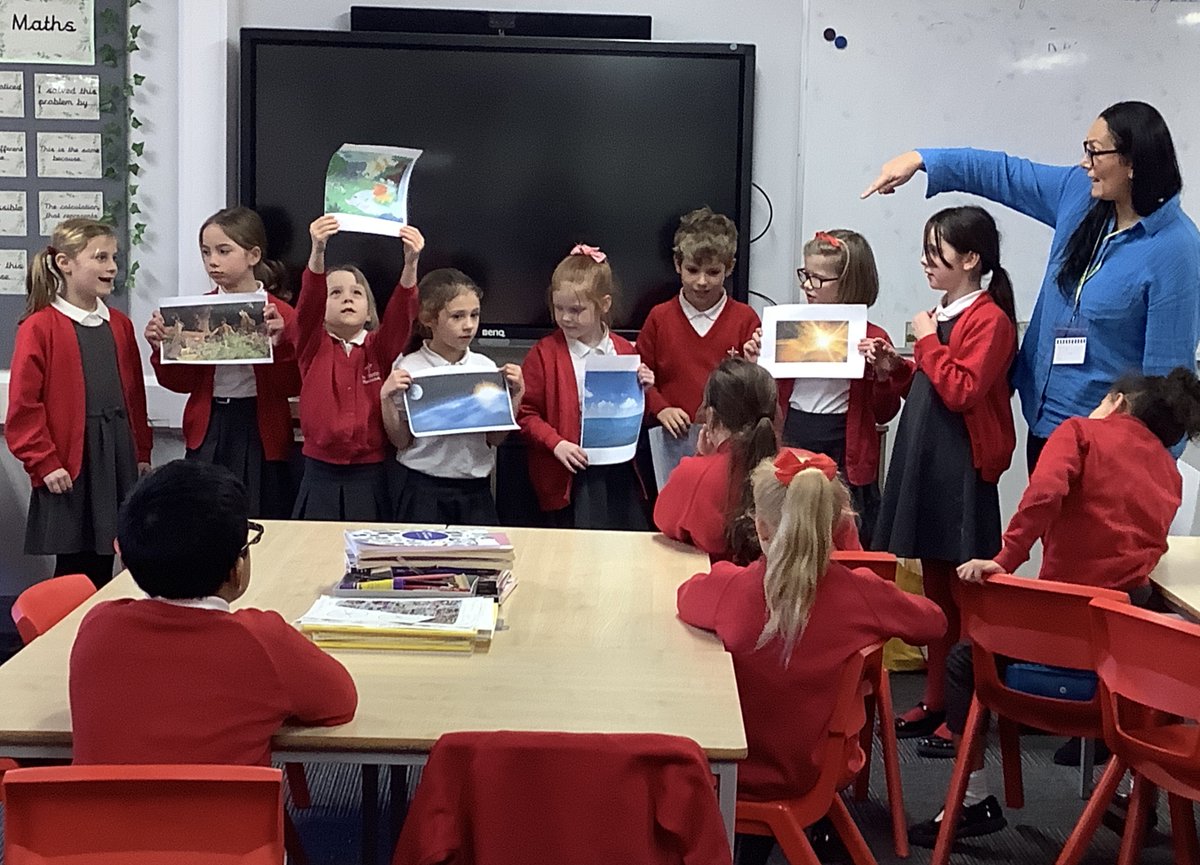 StPhilipsY3A's tweet image. This afternoon, we welcomed a very special visitor into our class to teach us about Judaism. We tried some bread, learnt all about the different Jewish festivals and celebrations and tried some dancing! What a lovely end to the day! @StPhilipCEAP #teamstphilips #StPhilipsREY3