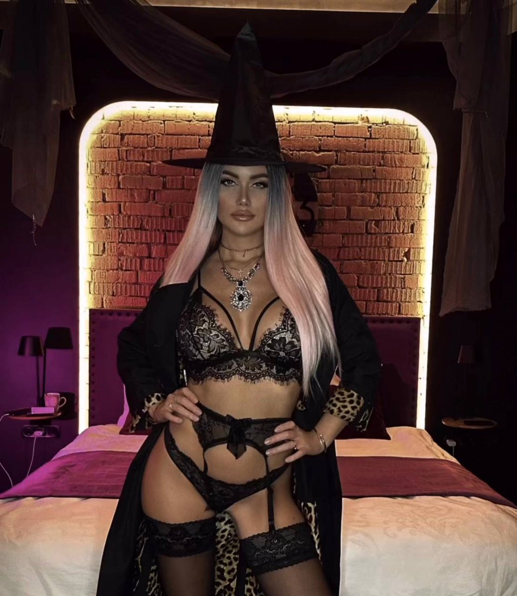 Model: Anella Miller

You will find more in our telegram channel 😈 t.me/anellamiller_p… 

#onlyfans #onlyfansgirl #cutie #model #OF #18yearsoldgirl #TikTok #beauty #nudes