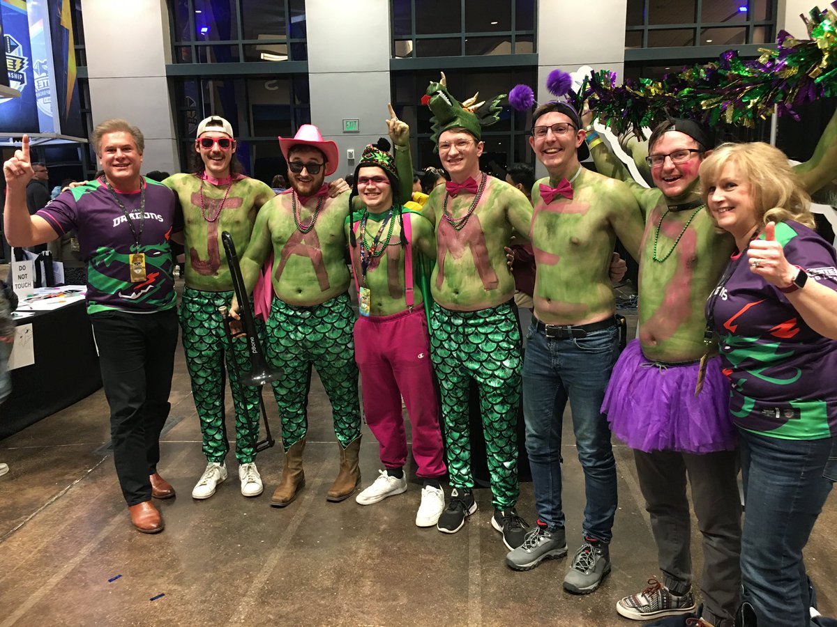 CameronFrehner's tweet photo. So many memories made this weekend! Thanks everyone so being so welcoming and most of all shout outs to @PaularBearDad for always supporting our GOAT @PBMsmite thanks for the memories we will see you guys in Europe for some Smite2! #SWCX #worldswithfans https://t.co/eVIR7fxyKD