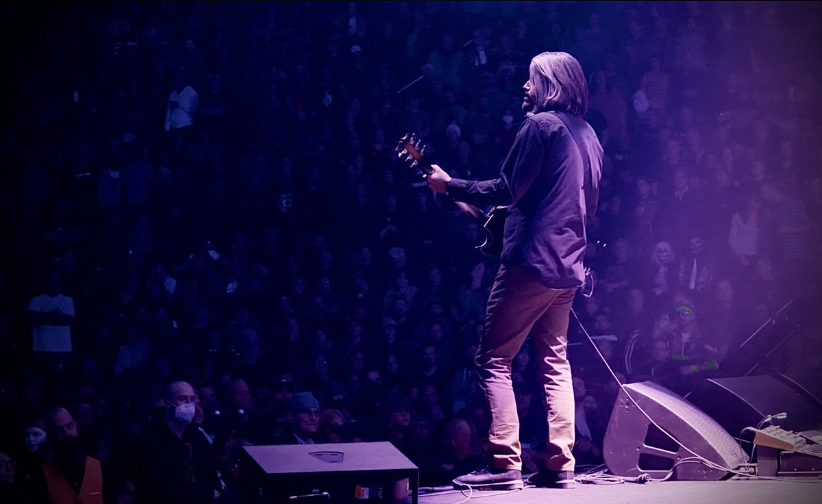 Tool's tweet image. Happy Birthday @AdamJones_tv!
📸: Scott Moran