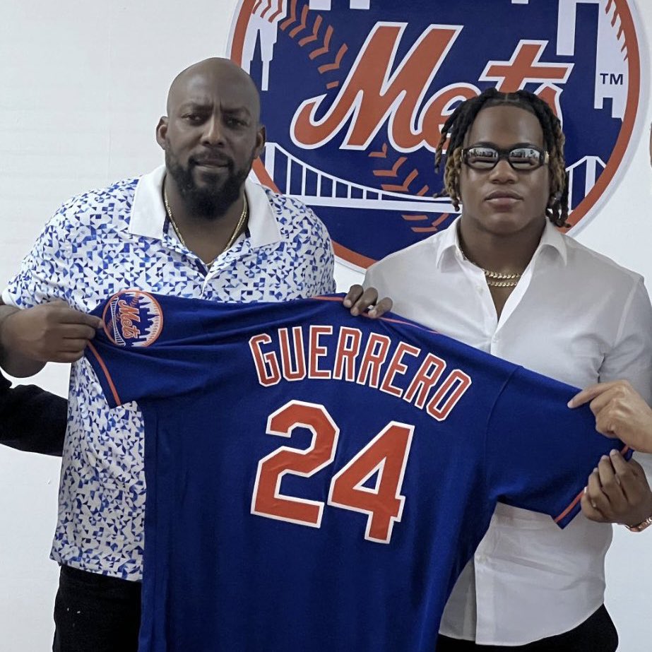 The Mets have signed Vladi Miguel Guerrero, via multiple reports 

He is the half-brother of Vladdy Jr. and son of Hall of Famer Vlad Sr.

📷: <a href="/BaseballAmerica/">Baseball America</a>