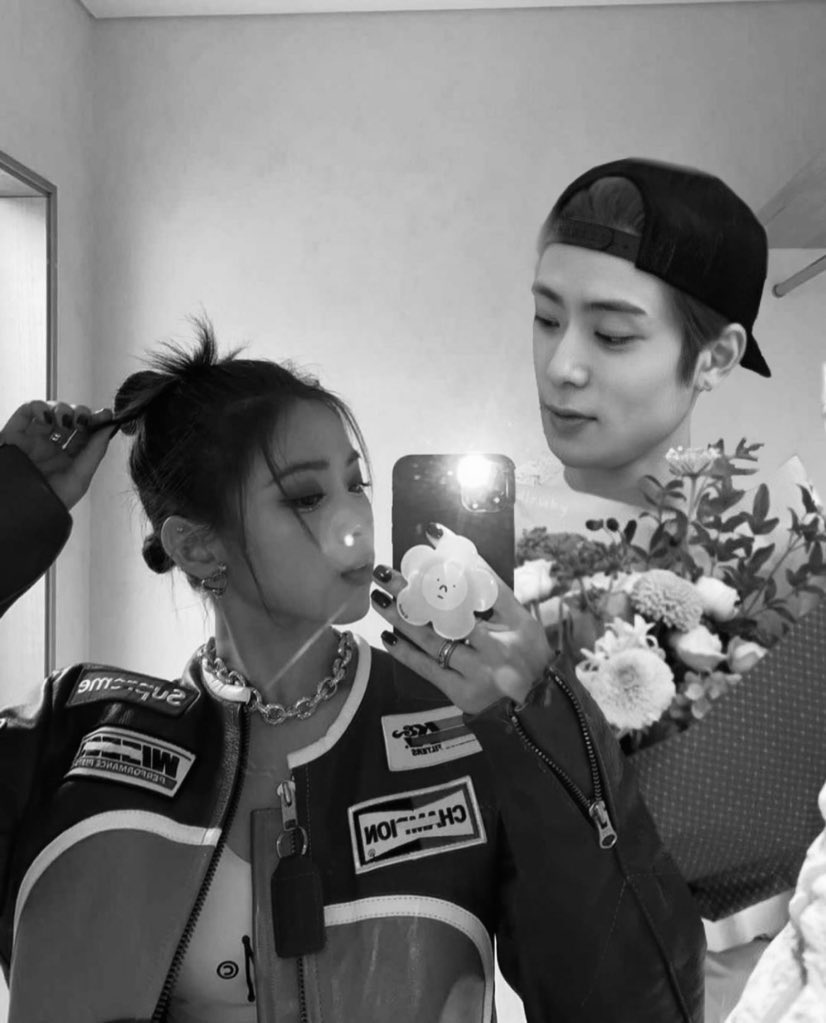 ͏͏͏͏͏͏ — <a href="/madielpzsc/">scarlett.</a> sns update. 
      ≡ 01•16•2O24 | 12:32 AM
      ⌕ location disabled 
         “ happy anniversary to us, lagi. mahal na mahal kita, my ride or die. 🤍”
͏͏͏͏͏͏