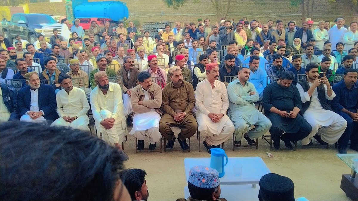 Dilbarzardari_'s tweet photo. A meeting headed by MNA @salahuddinjunej in #Shadadpur to discuss regarding upcoming jalsa  Chairman @BBhuttoZardari
in Shadadpur.
Ready to reach Shadadpur to welcome Pakistan People's Party Chairman ✌️ 🇱🇾
Inshallah huge crowed will be 
#NA210 #Sanghar 
#PPP #PakistanPeoplesParty https://t.co/c9nmwj2hVq