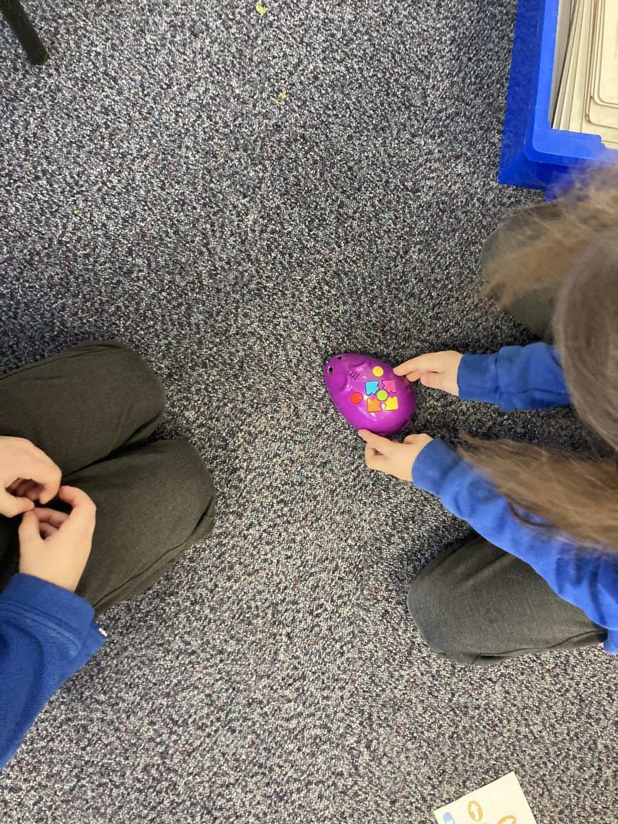 latimerprimary's tweet image. #ClassKB have loved giving their robot commands to follow this afternoon in Computing. ‘Left, forward then go!’#enthusiasm #LatimerComputing