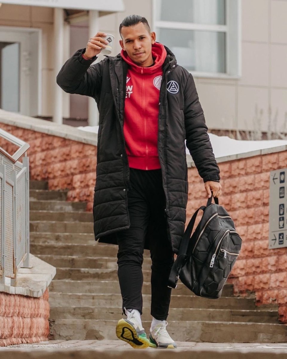 radaponce's tweet photo. Estamos de vuelta al trabajo 💪🏽🙏🏽⚽️ Vamos con todo ❤️ https://t.co/zePxOJaIXs
