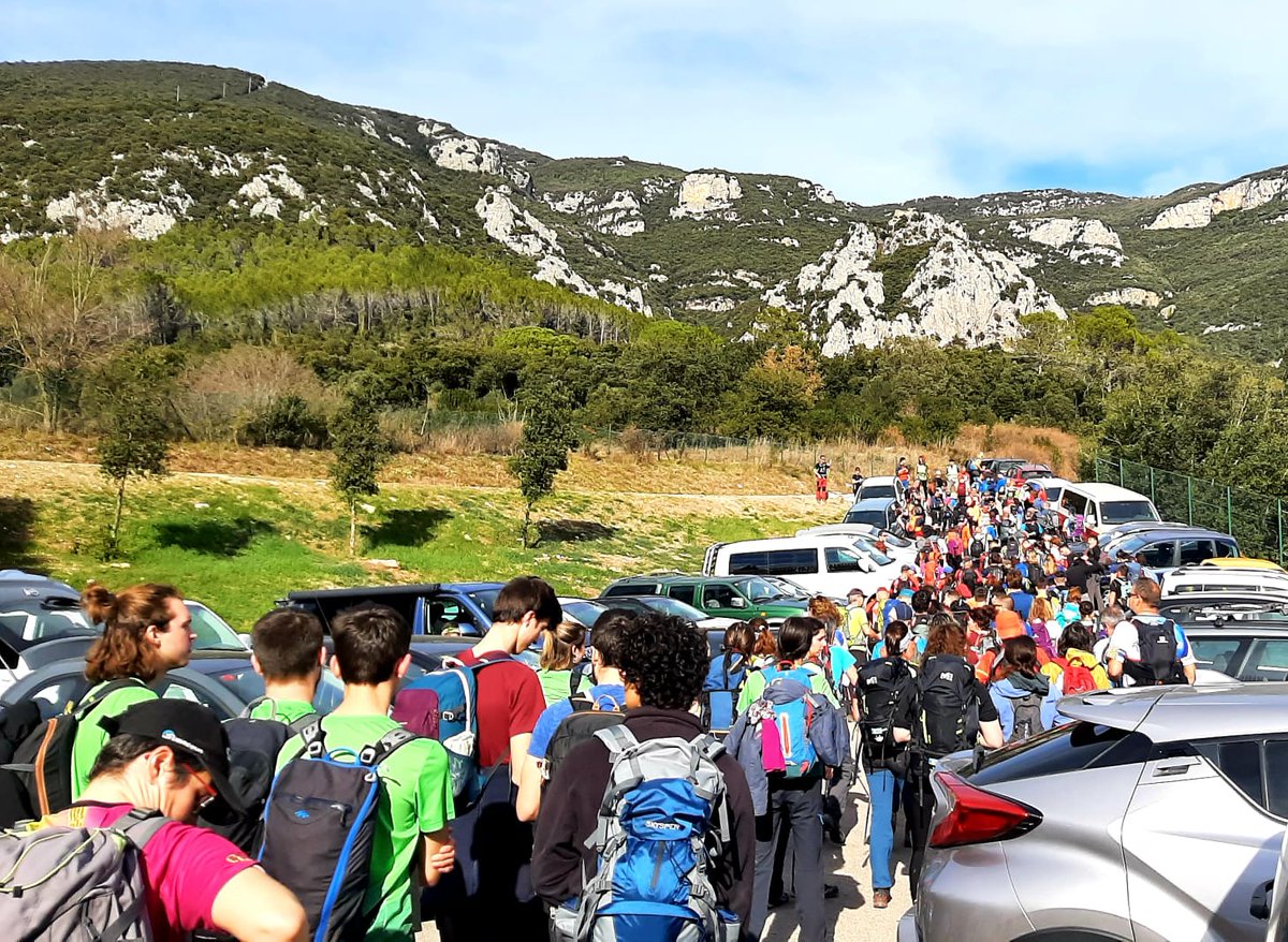 Qui hagi viscut les 24 Hores a Muntanya ja sap que aquesta sensació és única✨ Si no ho has viscut, no t'ho pensis dues vegades i aconsegueix la teva entrada!

✏️ Inscripcions limitades a ceolot.cat

#24HMuntanya #centreexcursionistaolot #CEOlot #SomCEOlot