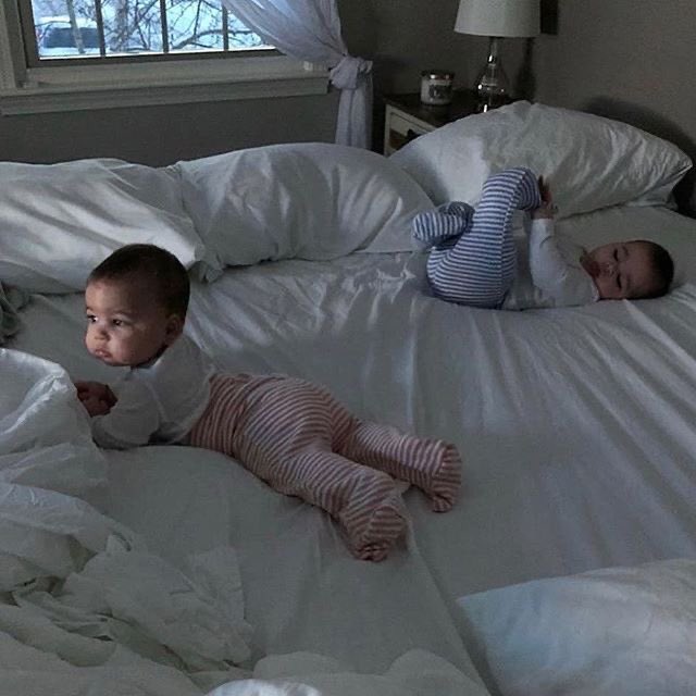 hanbellerin's tweet photo. nunca fui tão completa, meu mundo se tornou melhor quando conheci vocês. sempre serei grata por ser a sua mãe. 🤍 https://t.co/YyUorvnWSc