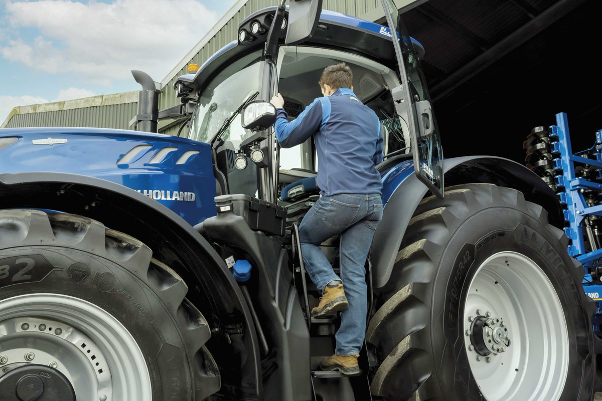 Make each day spent in the cab an enjoyable one during the upcoming season. Deck out your cab with an upgraded radio with Bluetooth® and SiriusXM® connectivity, RAM® mounts for technology, new seats and more!

Shop our selection online at mycnhistore.com.