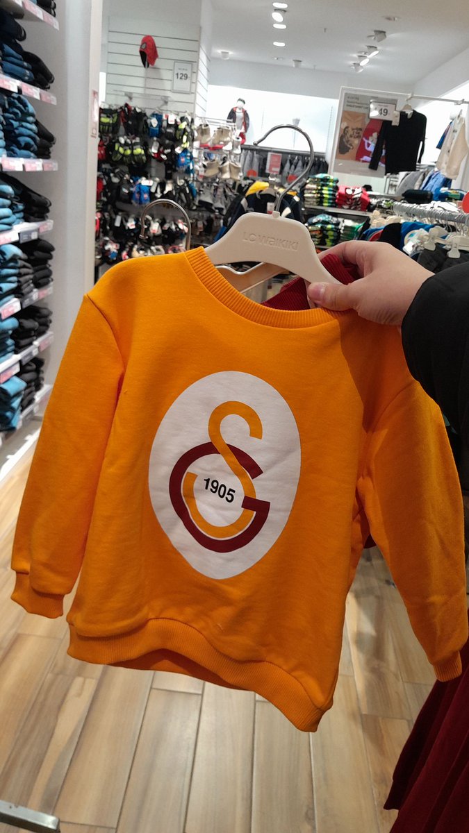 Aşkım ben oğlumuzun kıyafetini aldım sen de umarım evimizi almışsındır